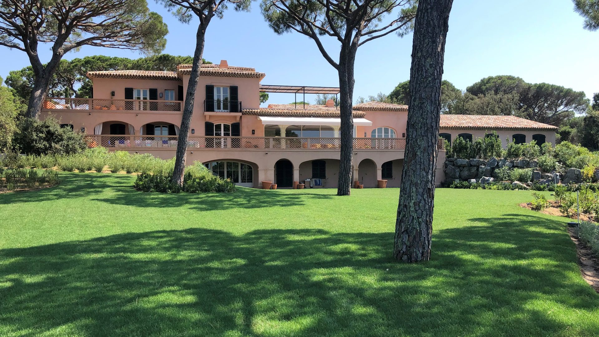 Réalisation d'une bastide provençale à Saint-Tropez - Image 1