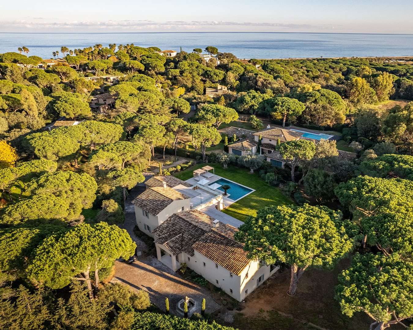 Réalisation d'une demeure méditerranéenne à Saint-Tropez - Image 1