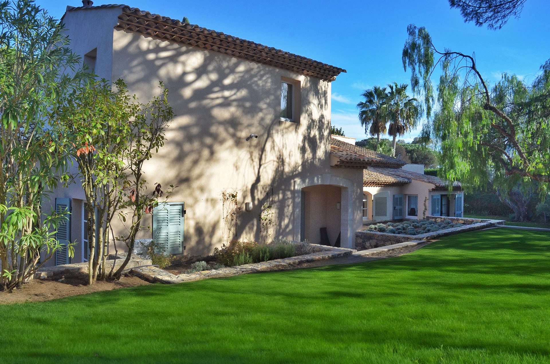 Réalisation d'une villa traditionnelle à Saint-Tropez - Image 2