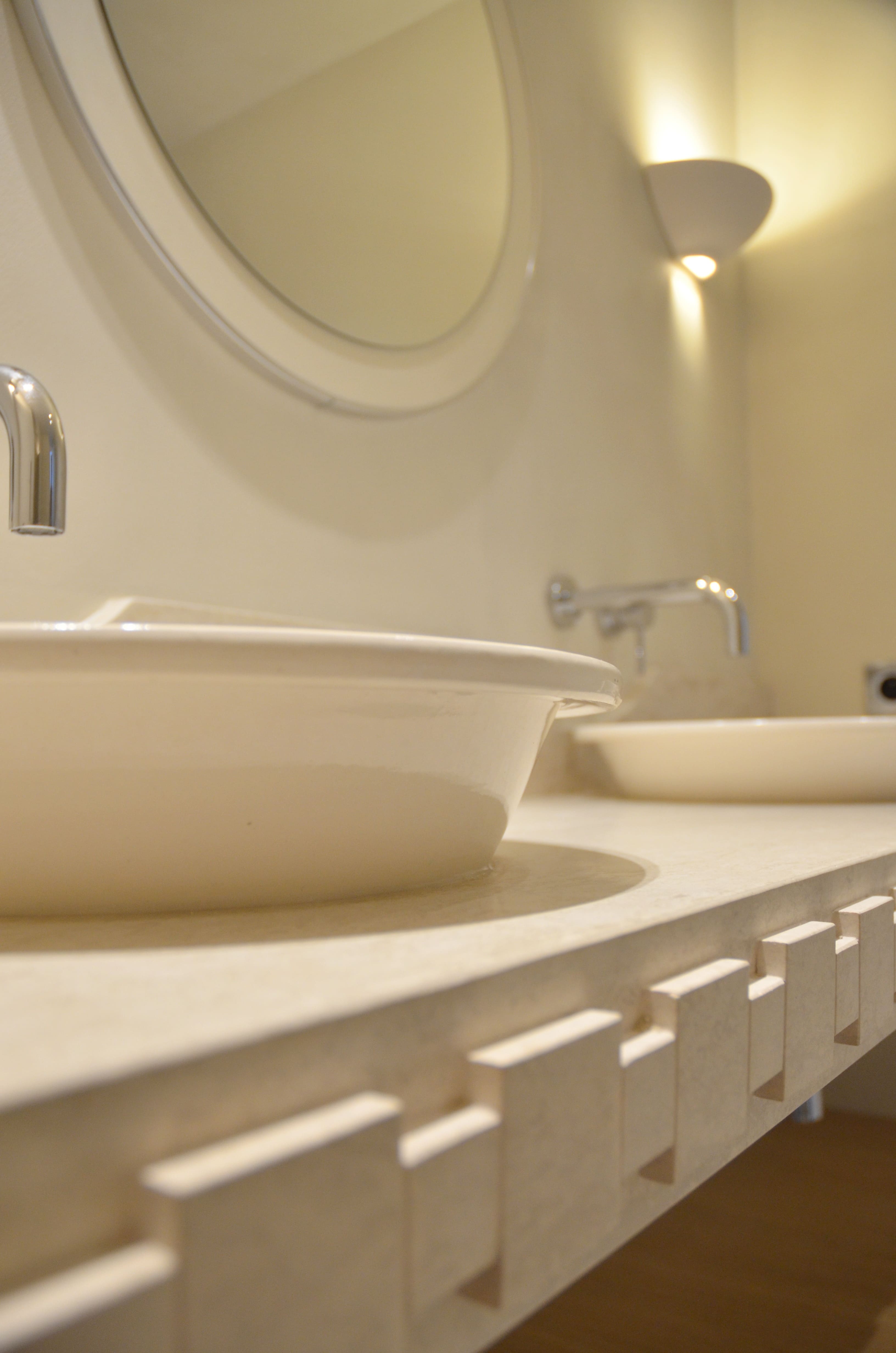 Photo de détails architecturaux blanc de réalisation 16 - Agence Boris Folli - Architecture des Caps