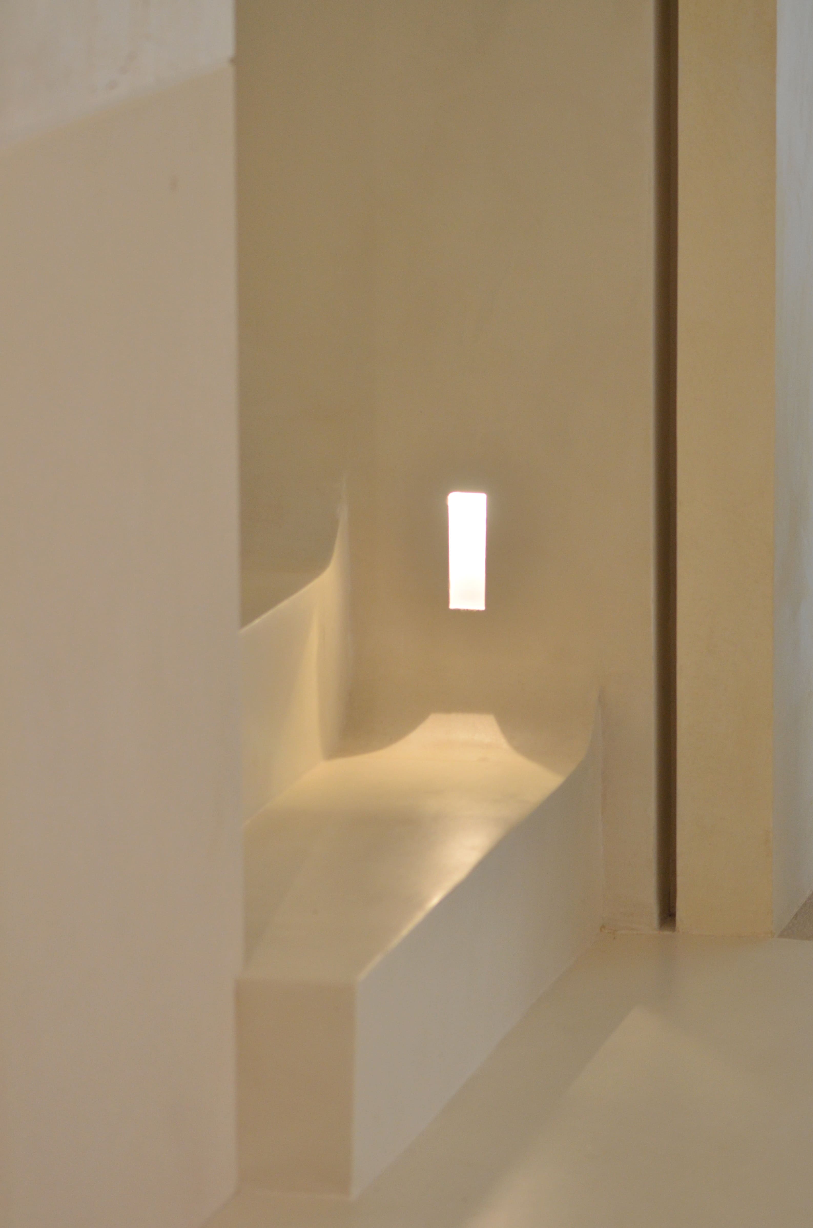 Photo de détails architecturaux blanc de réalisation 25 - Agence Boris Folli - Architecture des Caps