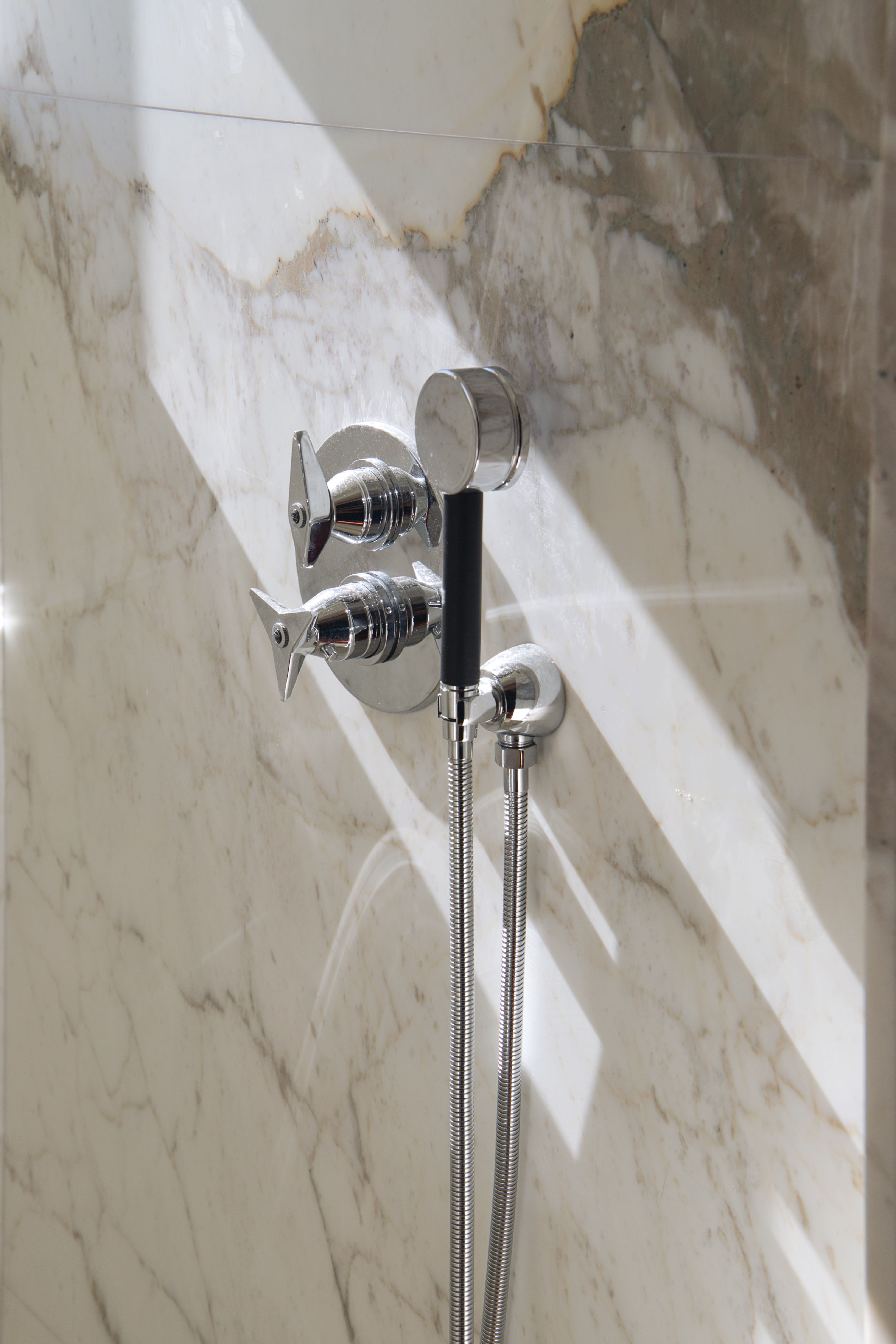 Photo de détails architecturaux gris de réalisation 15 - Agence Boris Folli - Architecture des Caps