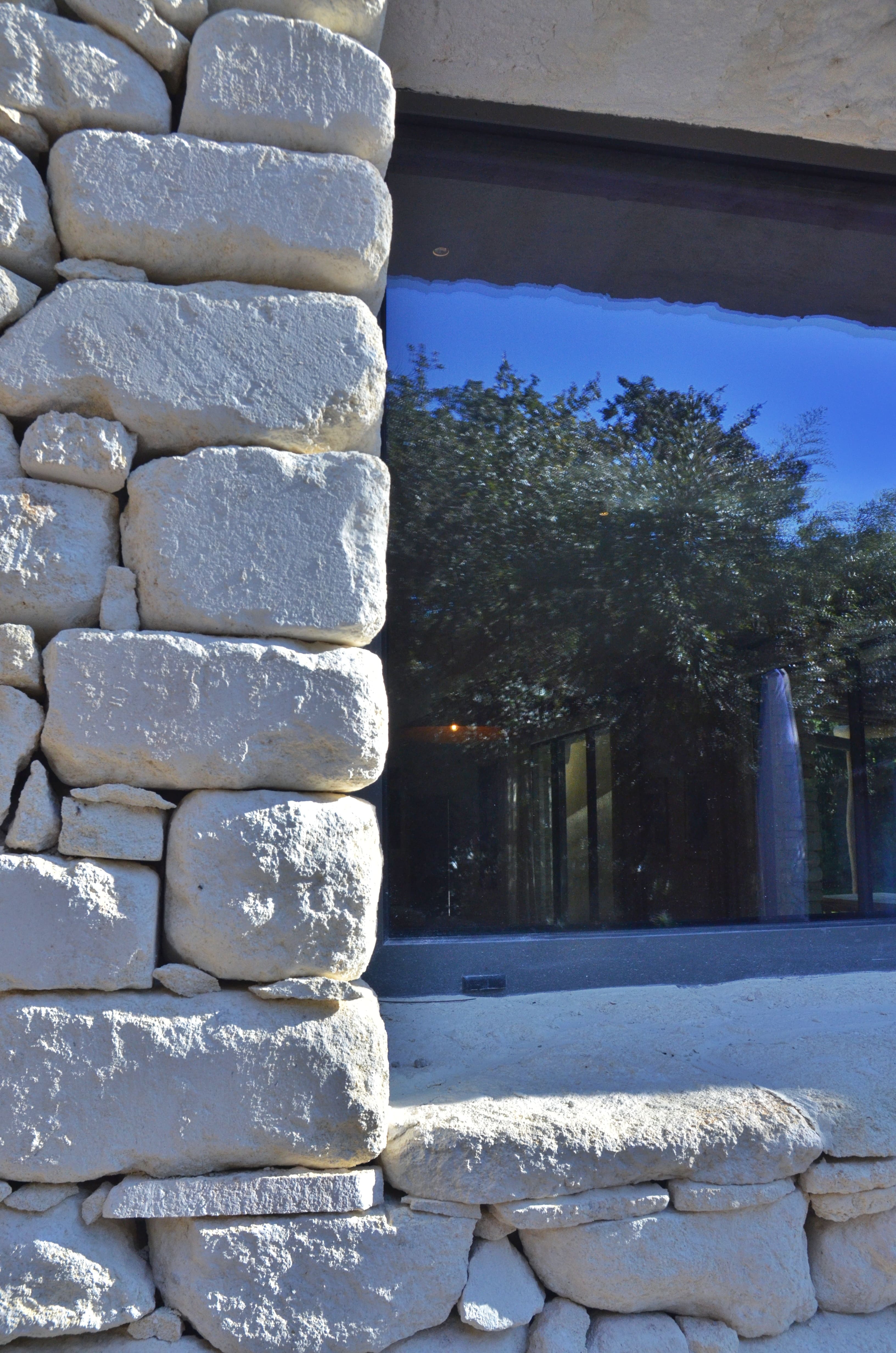 Photo de détails architecturaux gris de réalisation 2 - Agence Boris Folli - Architecture des Caps