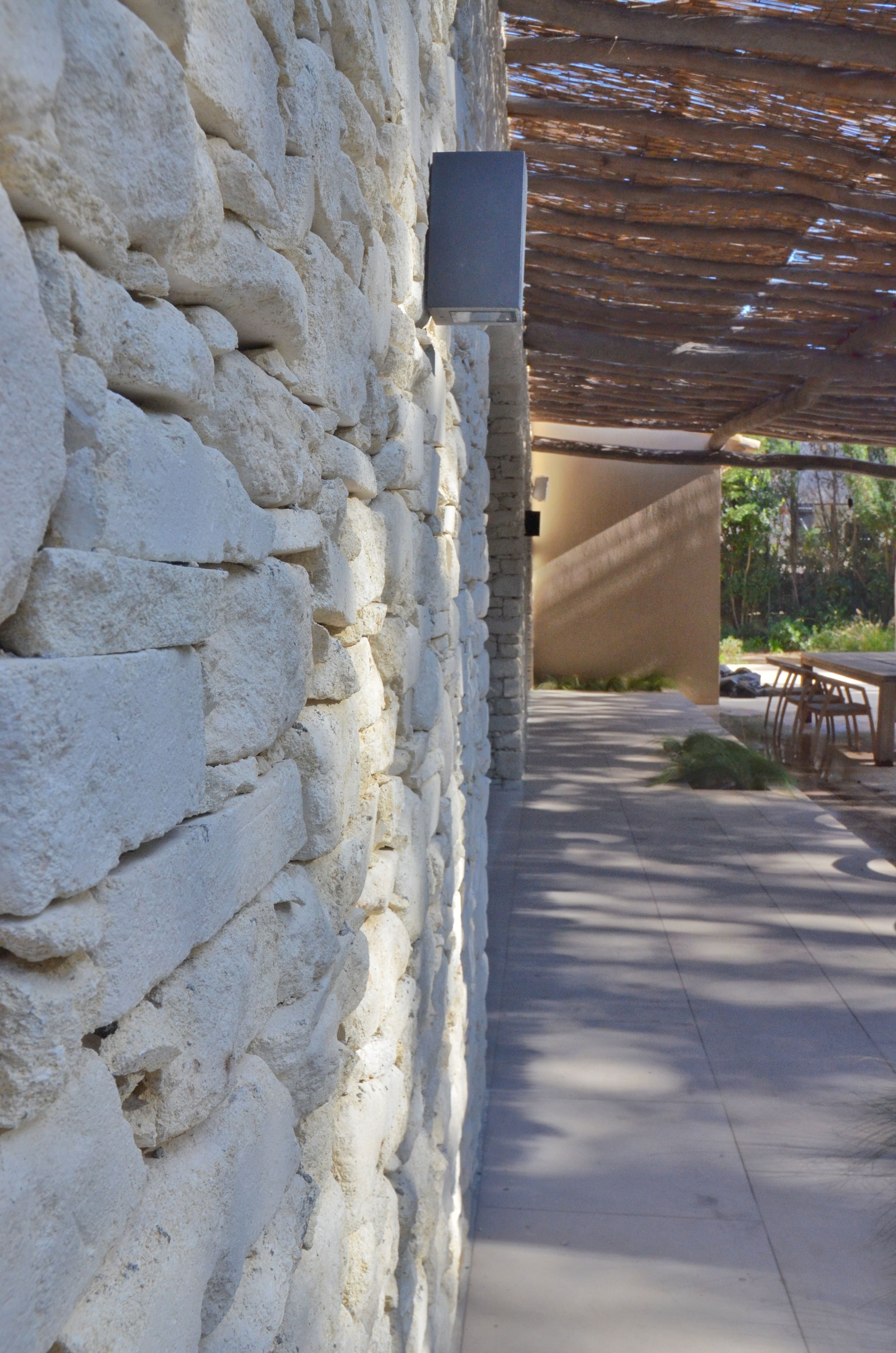 Photo de détails architecturaux gris de réalisation 3 - Agence Boris Folli - Architecture des Caps