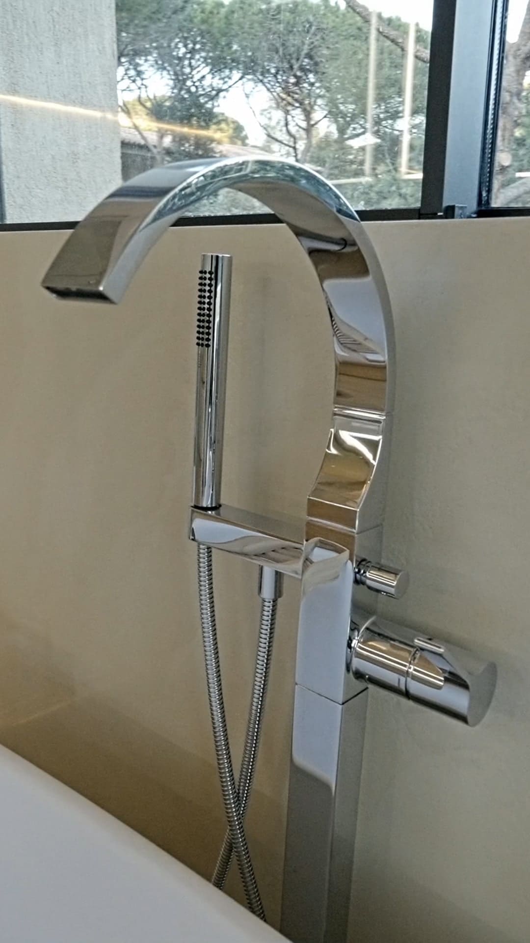 Photo de détails architecturaux gris de réalisation 34 - Agence Boris Folli - Architecture des Caps