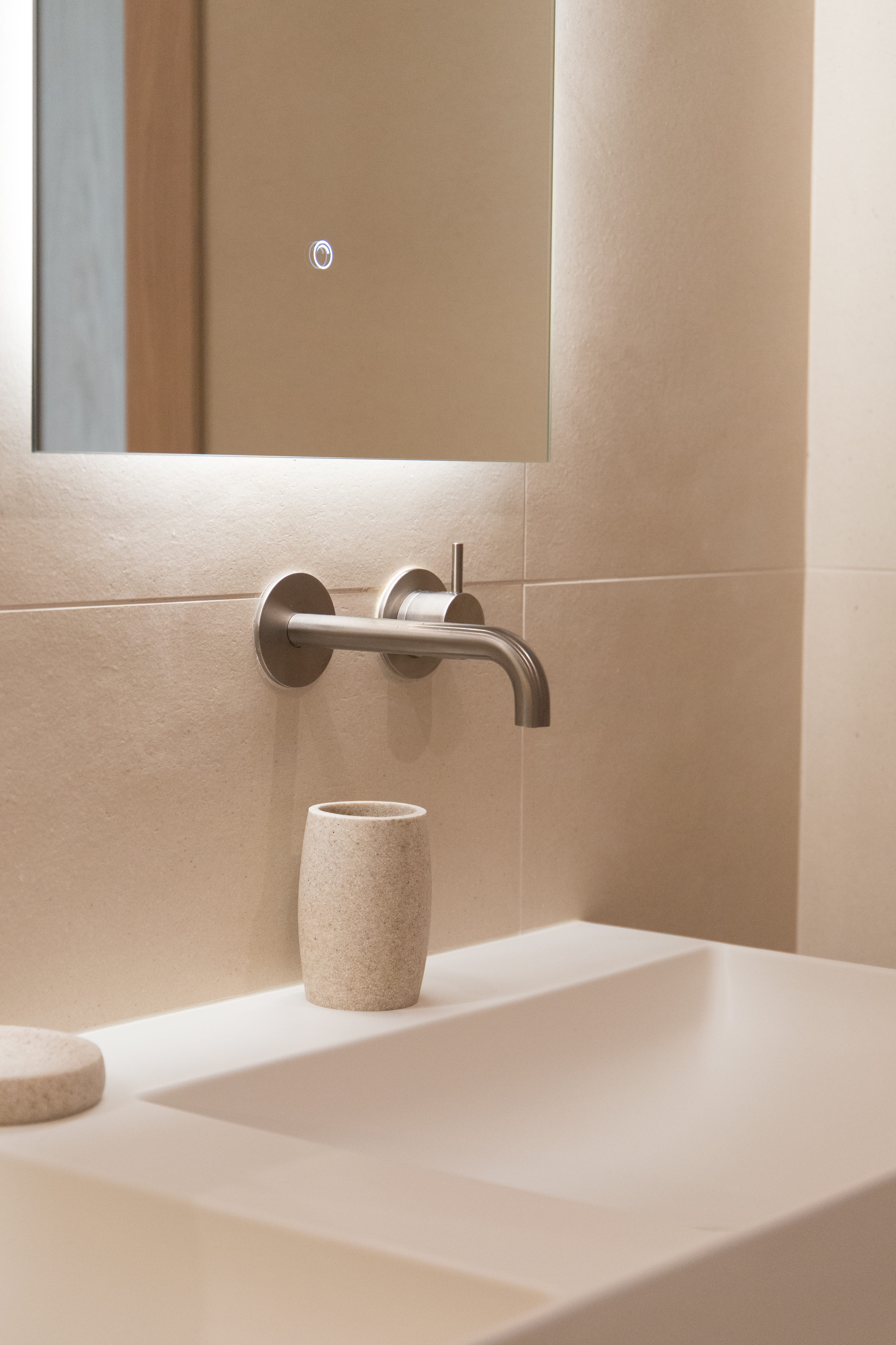 Photo de détails architecturaux gris de réalisation 5 - Agence Boris Folli - Architecture des Caps