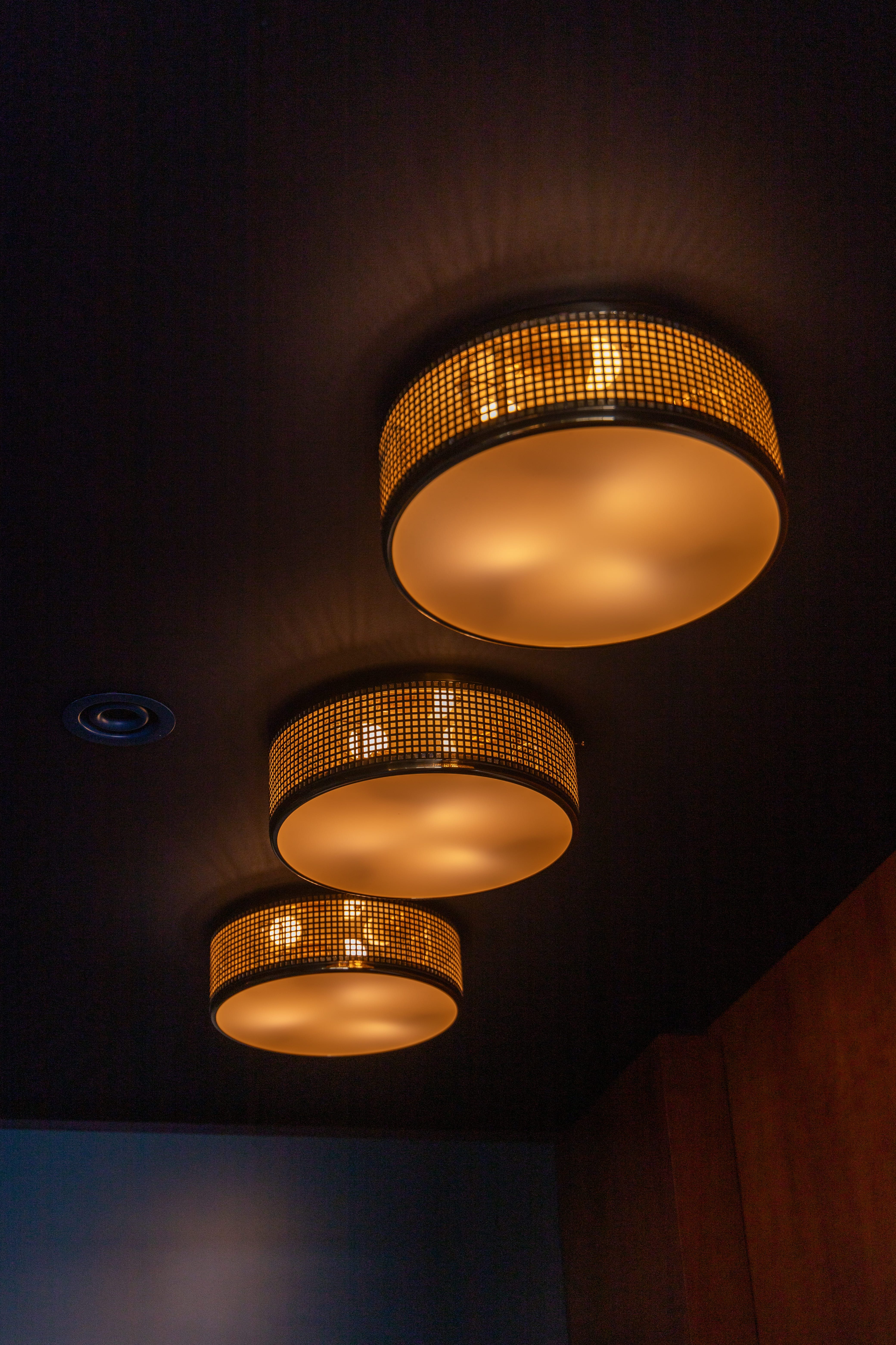 Photo de détails architecturaux jaune de réalisation 5 - Agence Boris Folli - Architecture des Caps