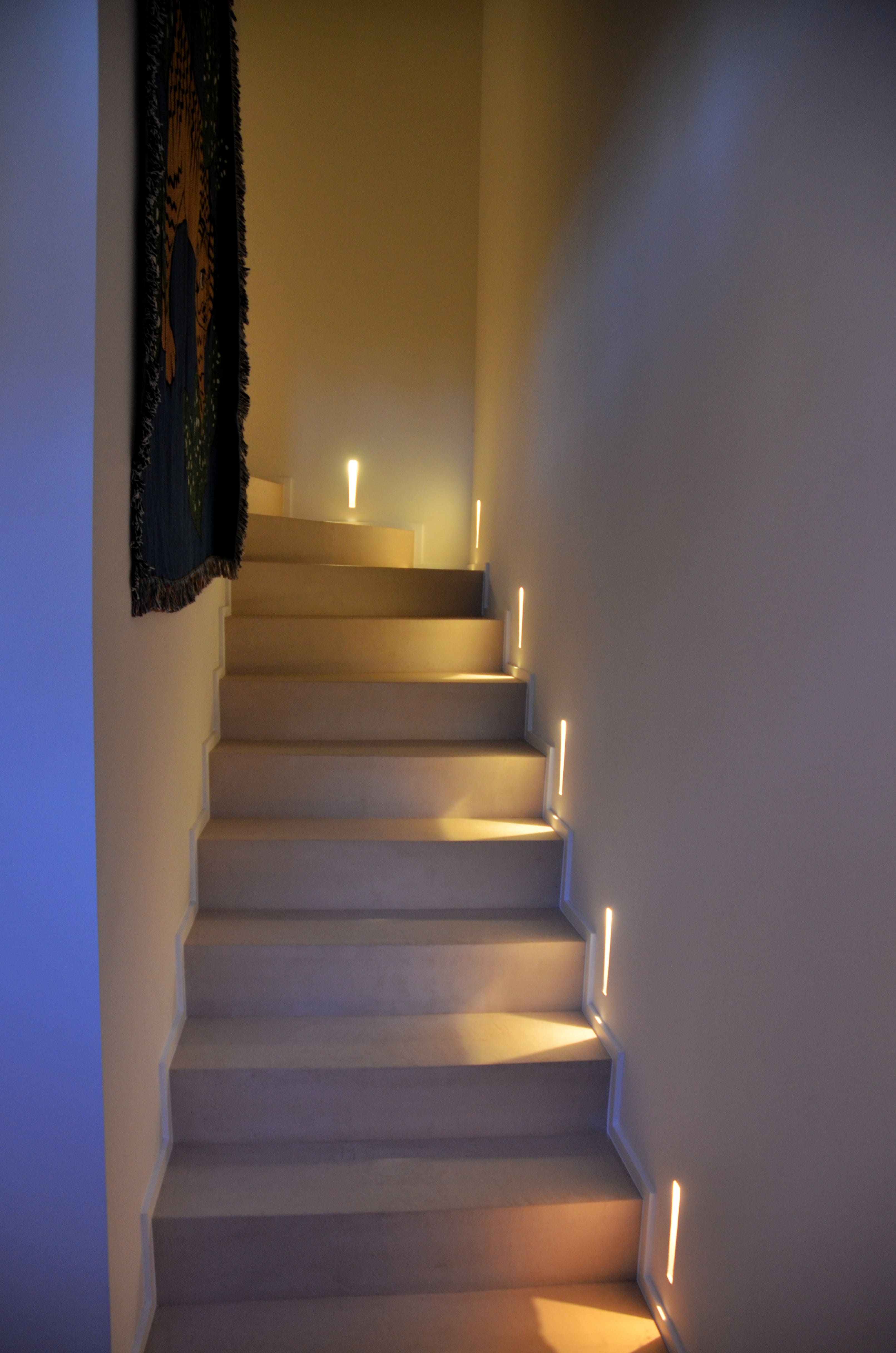 Photo de détails architecturaux jaune de réalisation 7 - Agence Boris Folli - Architecture des Caps