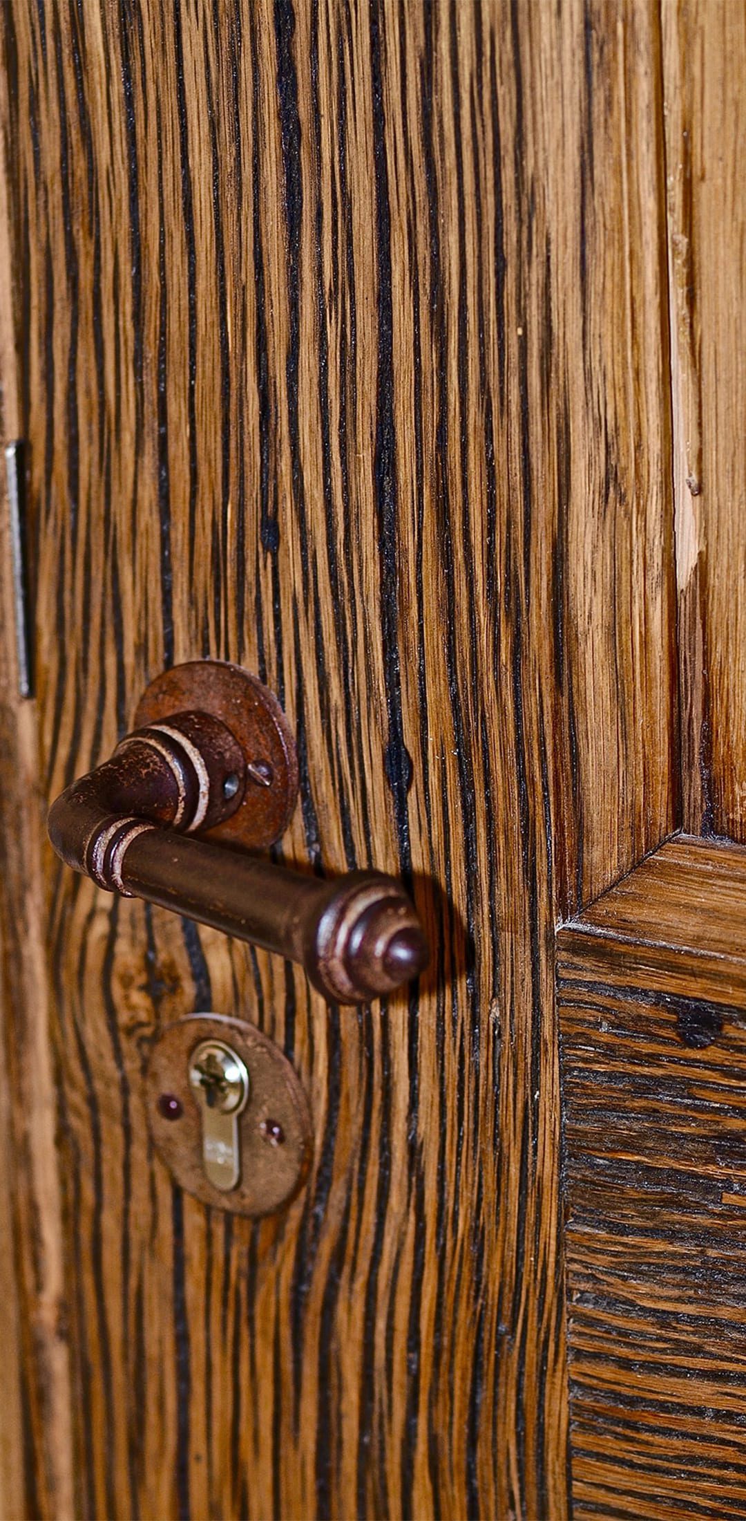 Photo de détails architecturaux marron de réalisation 13 - Agence Boris Folli - Architecture des Caps