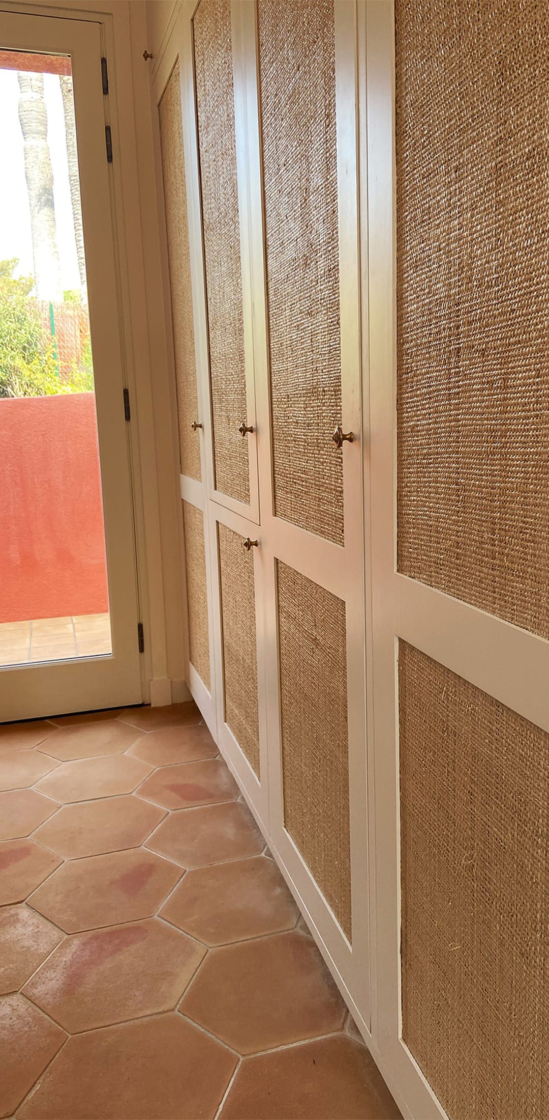 Photo de détails architecturaux marron de réalisation 16 - Agence Boris Folli - Architecture des Caps