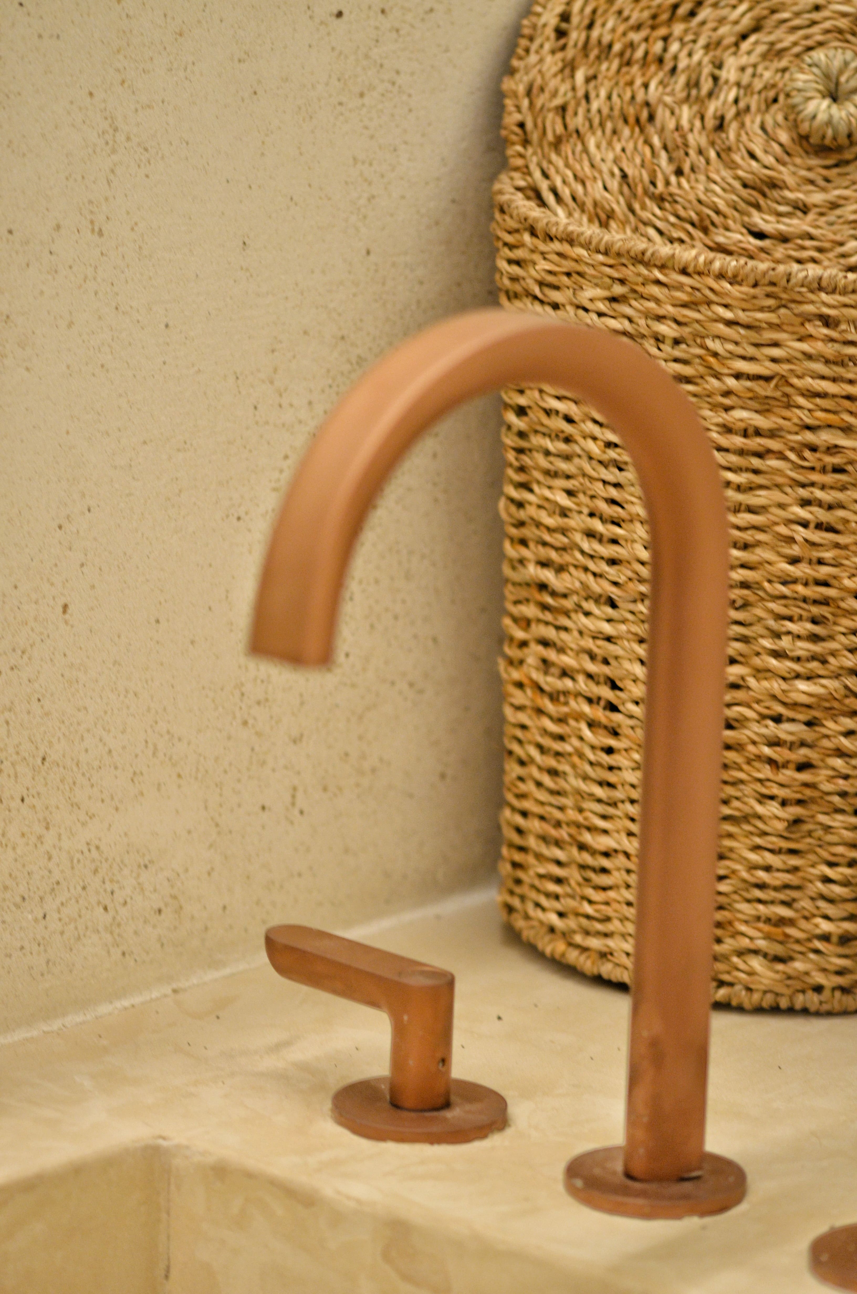 Photo de détails architecturaux marron de réalisation 2 - Agence Boris Folli - Architecture des Caps