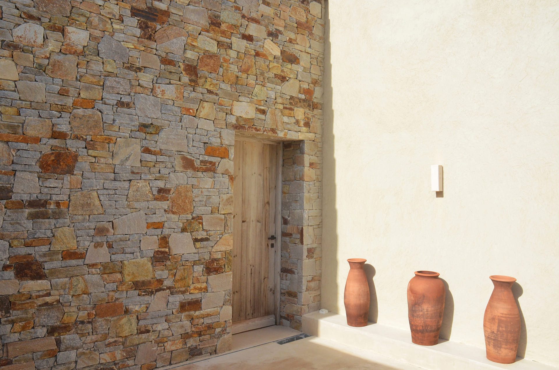 Photo de détails architecturaux marron de réalisation 31 - Agence Boris Folli - Architecture des Caps