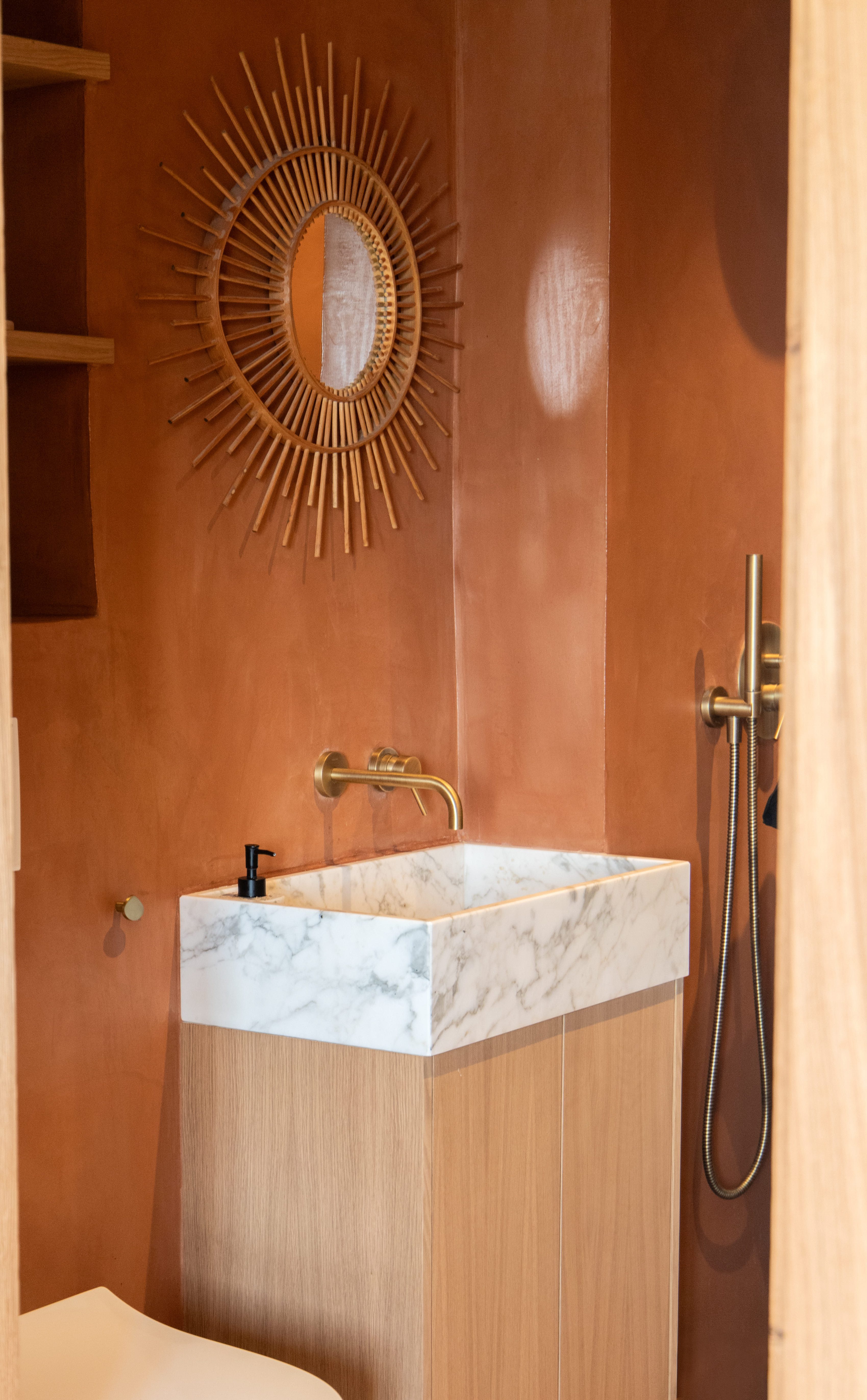 Photo de détails architecturaux marron de réalisation 5 - Agence Boris Folli - Architecture des Caps