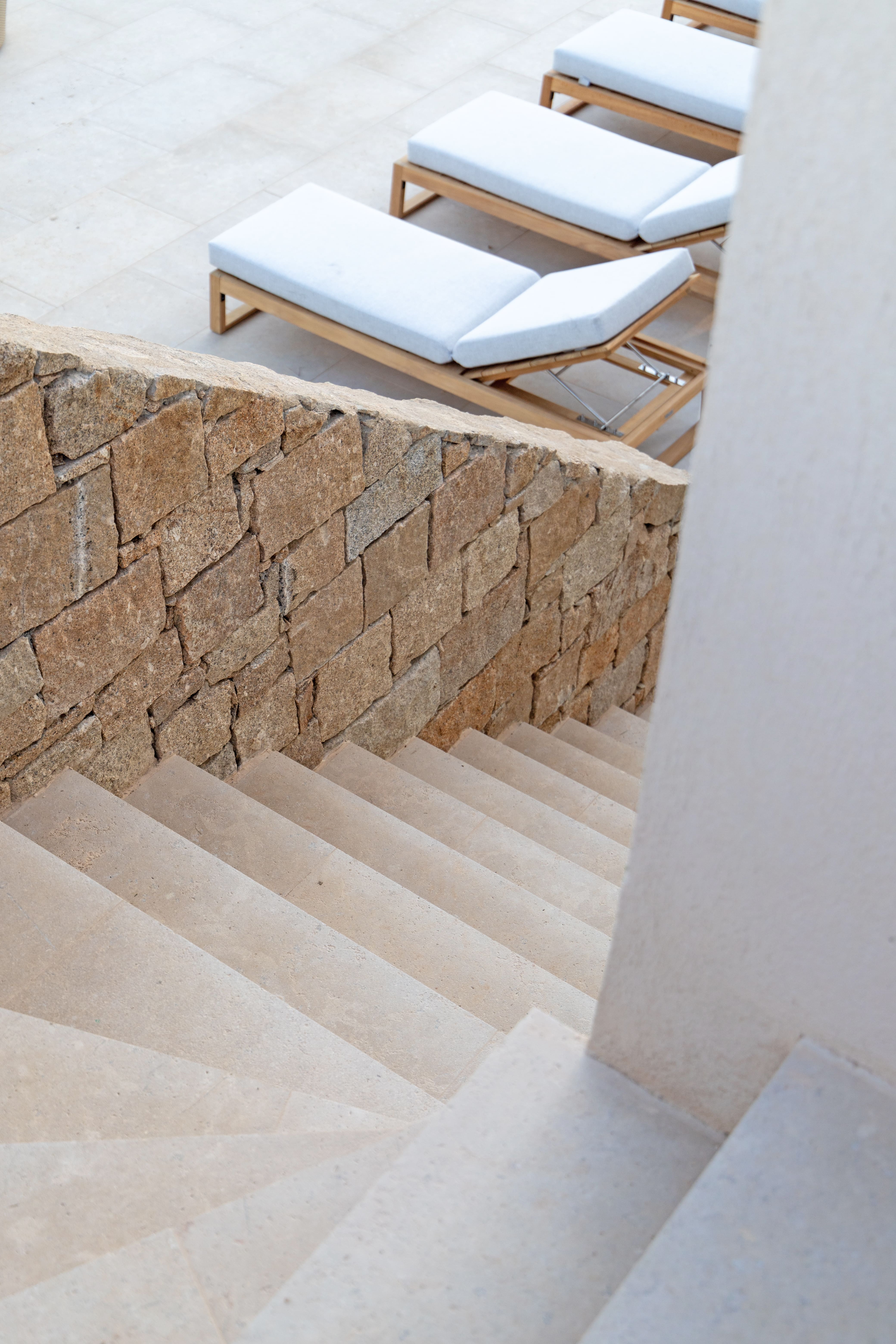 Photo de détails architecturaux marron de réalisation 8 - Agence Boris Folli - Architecture des Caps