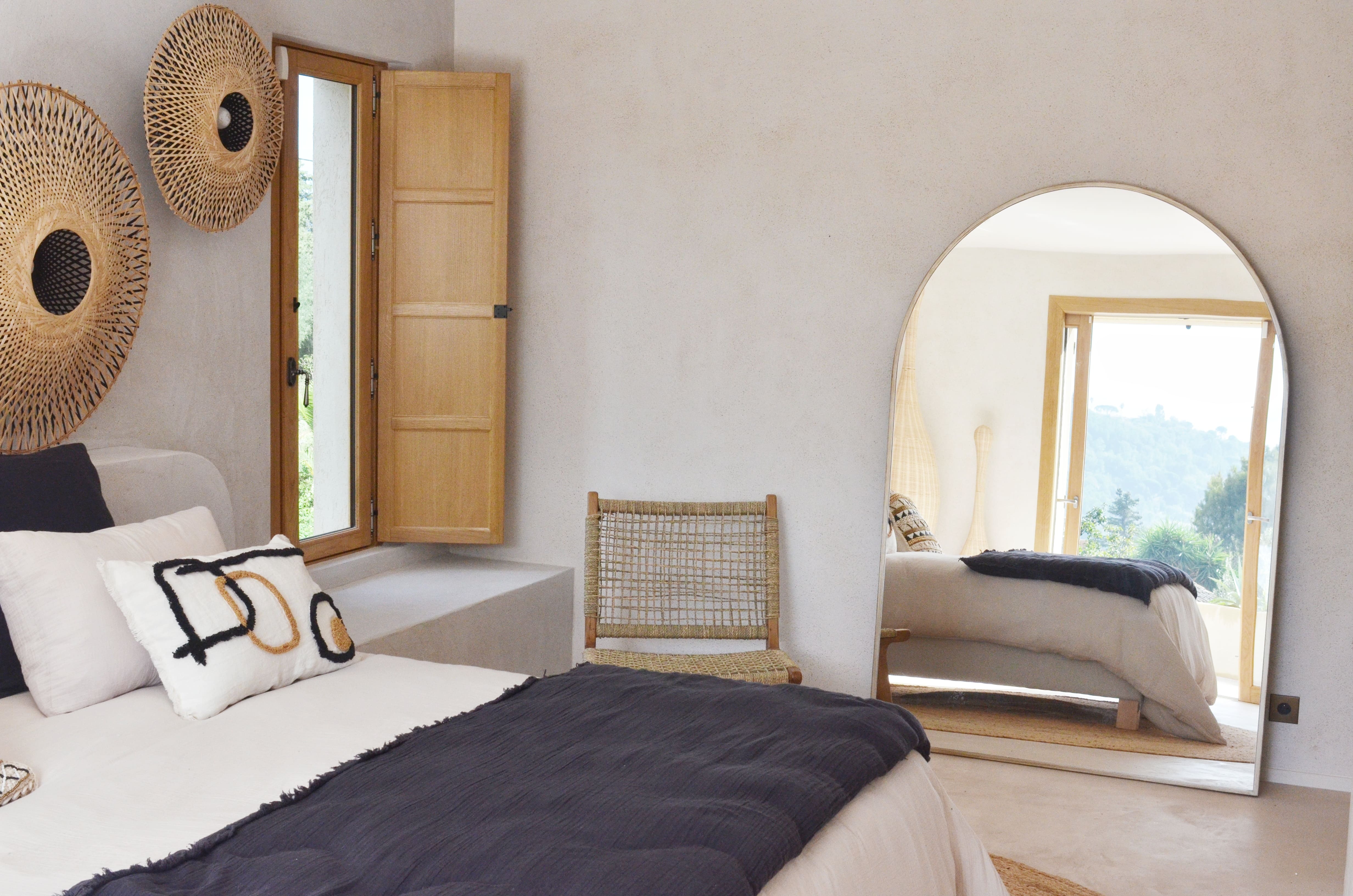 Photo de détails architecturaux noir de réalisation 3 - Agence Boris Folli - Architecture des Caps