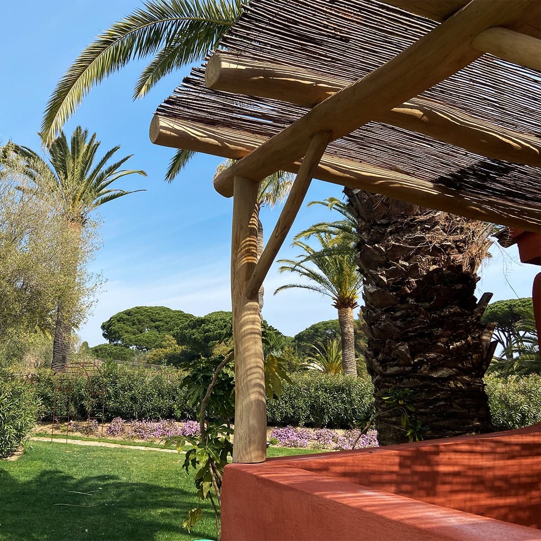 Photo de détails architecturaux vert de réalisation 10 - Agence Boris Folli - Architecture des Caps