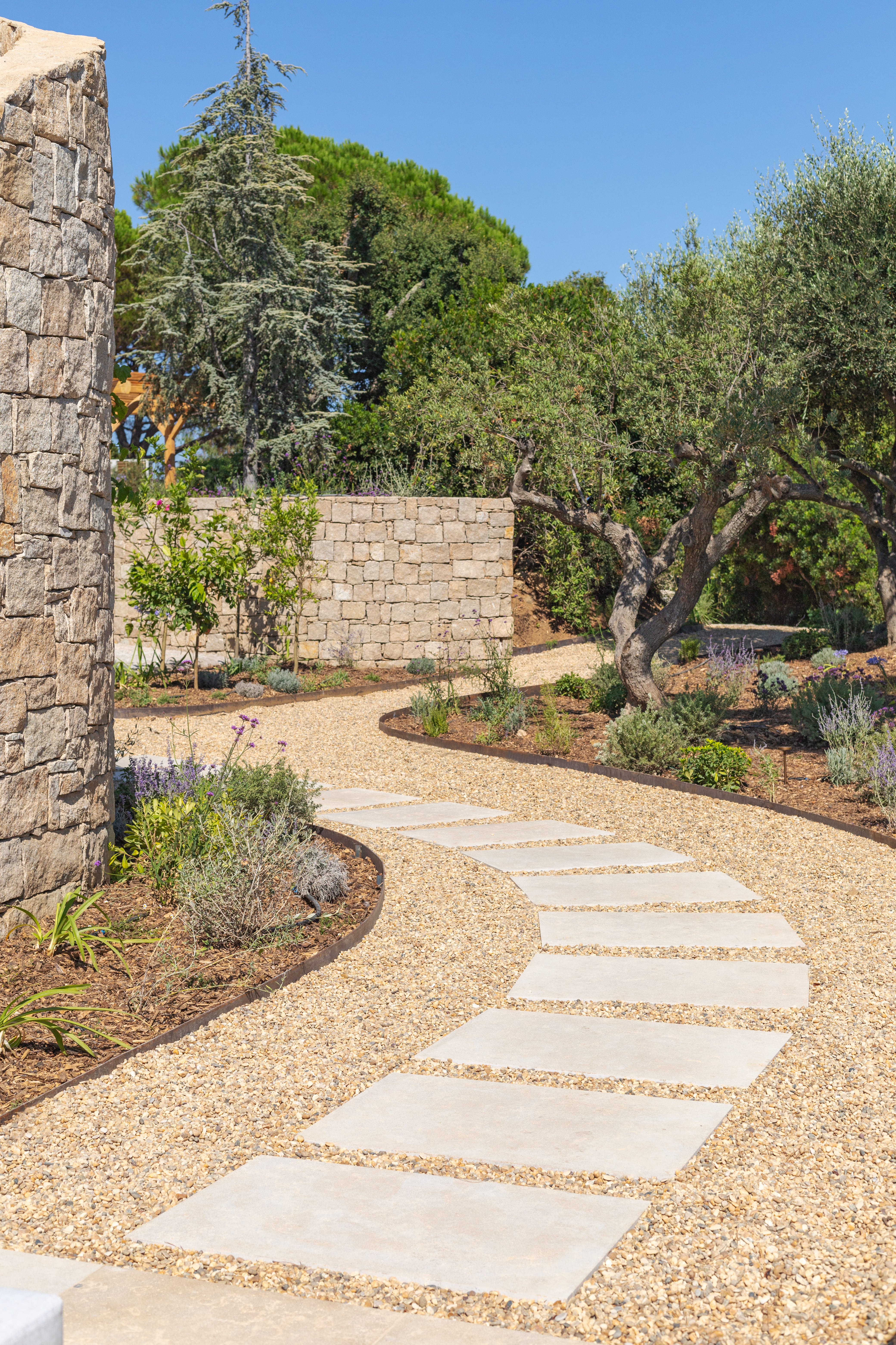 Photo de détails architecturaux vert de réalisation 23 - Agence Boris Folli - Architecture des Caps