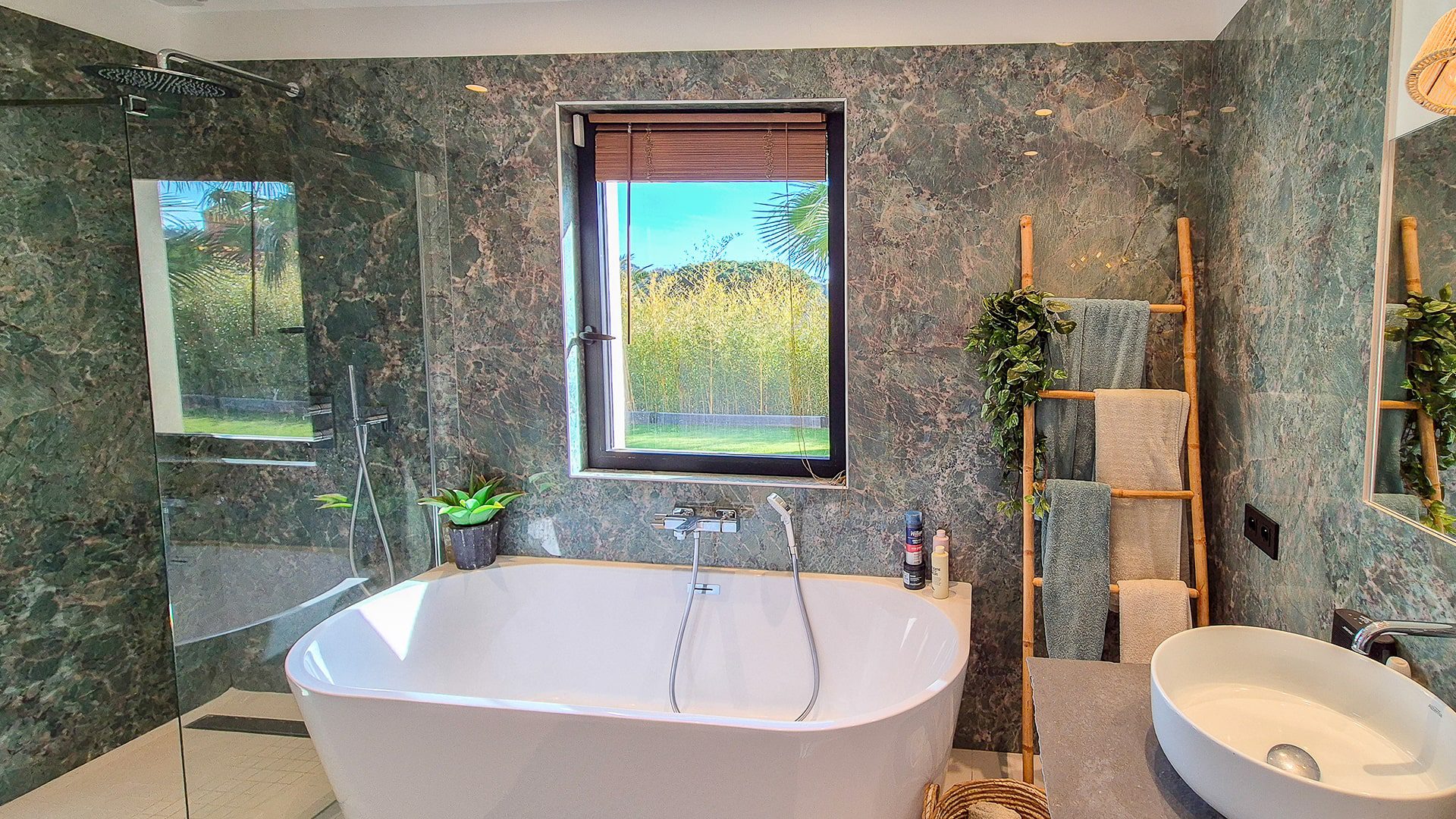 Réalisation d'un refuge méditerranéen - Image 7