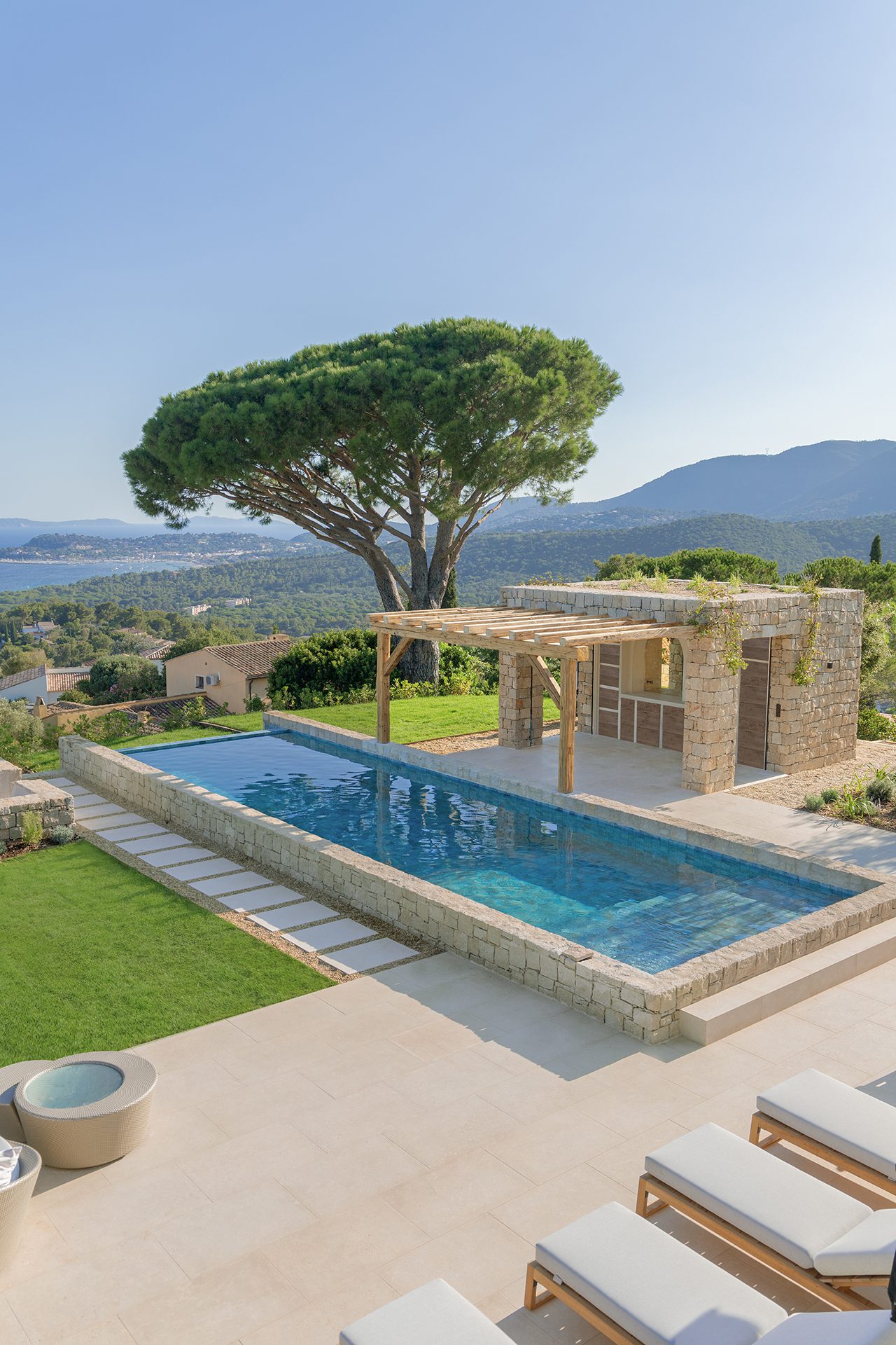 Construction, permis de construction, mission d'architecture pour un Belvédère à Saint-Tropez - Image 2