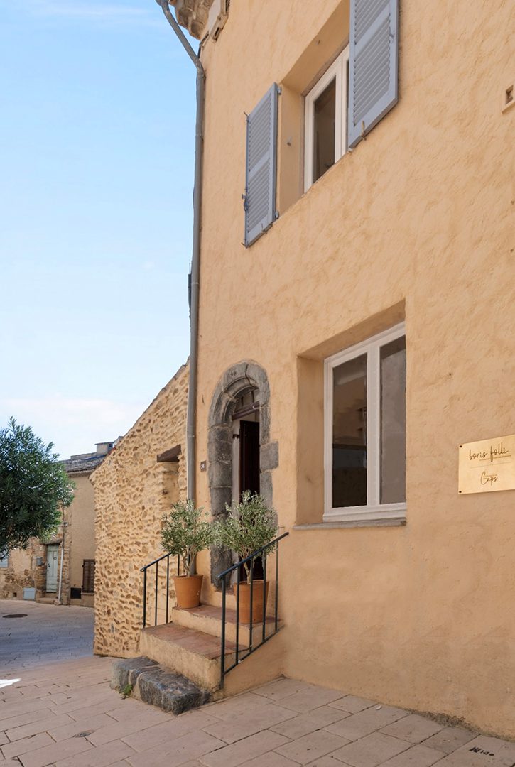 Amménagement intérieur de bureaux commerciaux à Gassin pour l'agence Boris Folli conception et maîtrise d'oeuvre Saint-Tropez et Architecture des Caps Gassin - Image 1